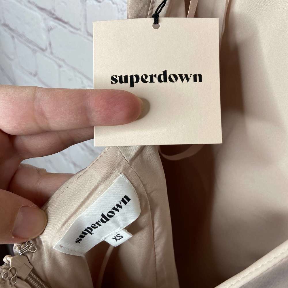 Superdown Nicole Mini Dress Nude Beige Womens XS New Flawed Slip Satin Cocktail - Picture 9 of 12